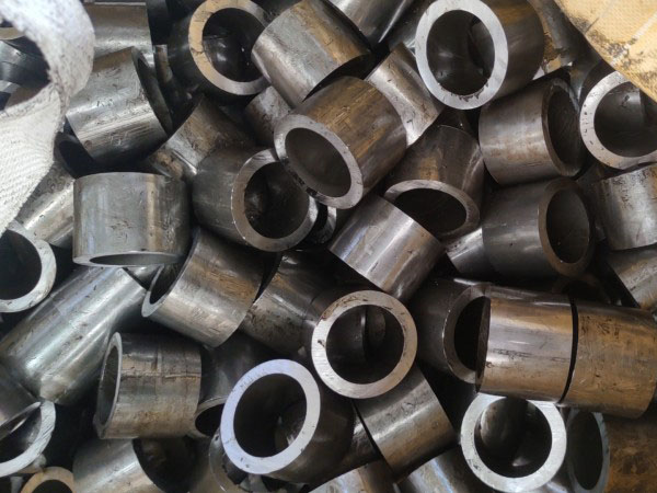 平远无缝钢管切割